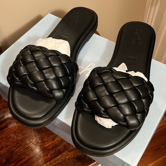 49. Seychelles Bellisima Slide Sandal in Black, Size 7.5 - Picture 8 of 15